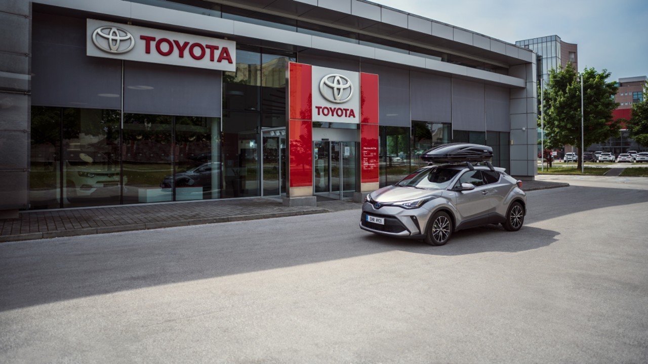 Używane hybrydy Toyoty z gwarancją i Certyfikatem Kontroli Jakości w programie Toyota Pewne Auto